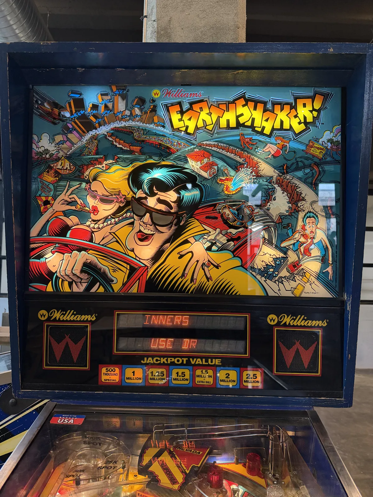 Earthshaker backglass